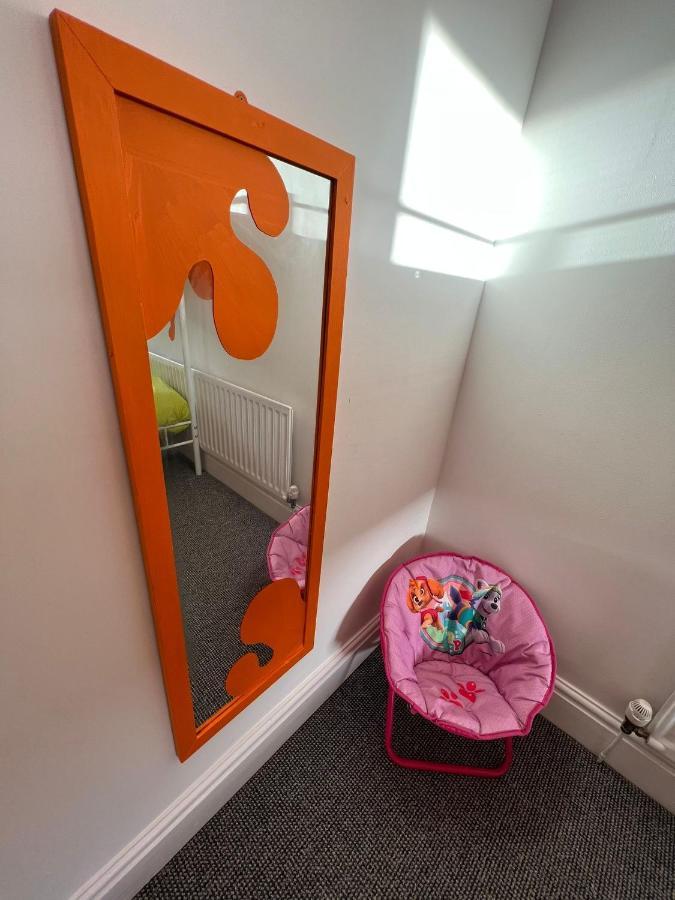 Nickelodeon House Great For Kids Villa Blackpool Exterior photo